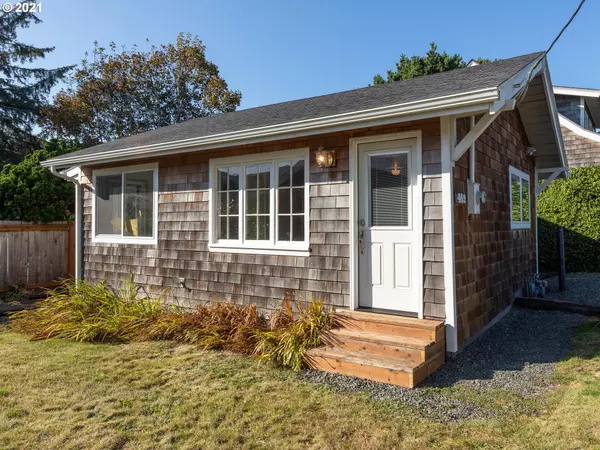 462 S Hemlock ST, Cannon Beach, OR 97110