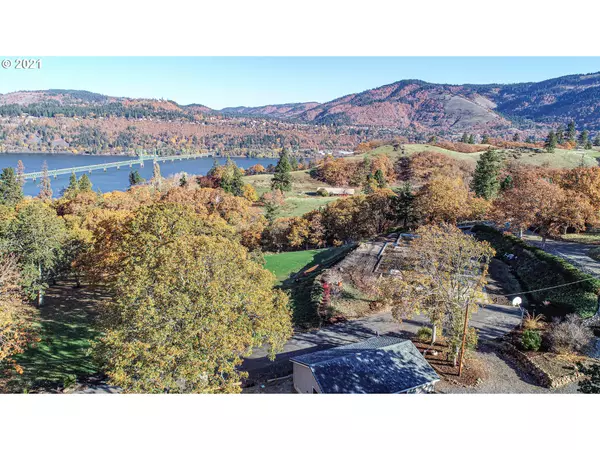 Hood River, OR 97031,515 HIGHLINE DR