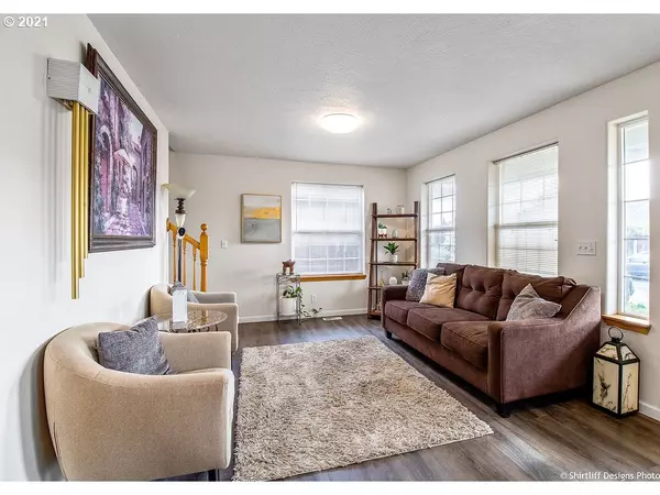 Eugene, OR 97404,2983 DRY CREEK RD