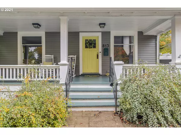 Mc Minnville, OR 97128,813 SE DAVIS ST
