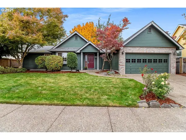 986 CHATEAU MEADOWS DR, Eugene, OR 97401