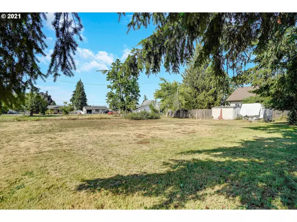 Aumsville, OR 97325,107 N 8TH (adj to) ST