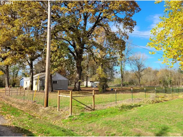 510 LINDEN ST, Lebanon, OR 97355