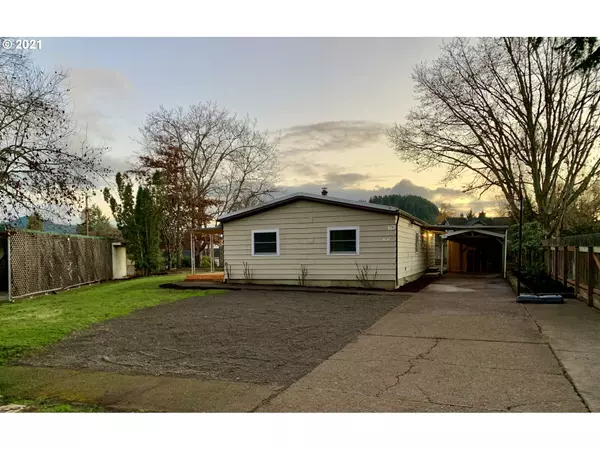 Creswell, OR 97426,241 CRESWOOD DR