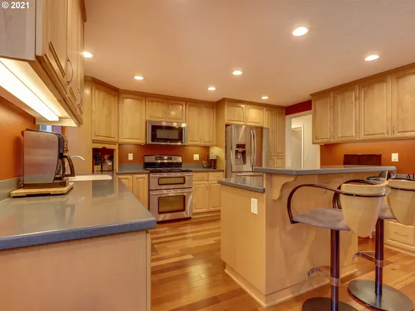 5156 NW 173RD PL, Portland, OR 97229