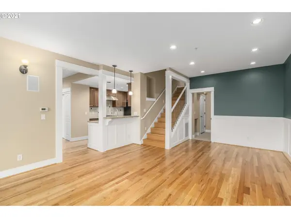 3640 SW BAIRD ST #2, Portland, OR 97219