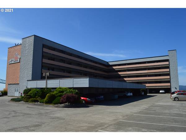 Columbia House Condo #304, Astoria, OR 97103