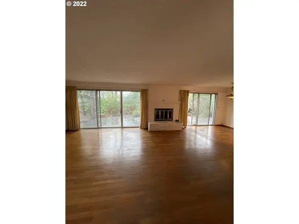 Eugene, OR 97405,245 E 36TH AVE