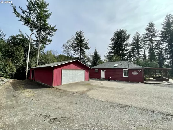 North Bend, OR 97459,94178 PETITT LN