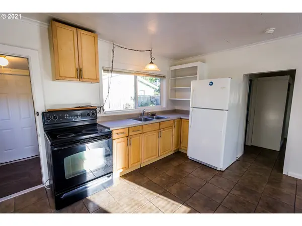 Eugene, OR 97401,346 CHESHIRE AVE