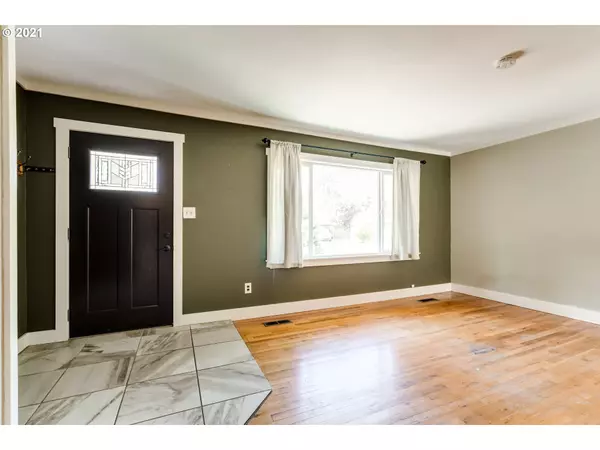 Eugene, OR 97402,1689 WILSON CT