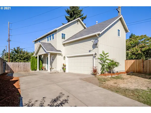 Eugene, OR 97404,848 JACKIES LN