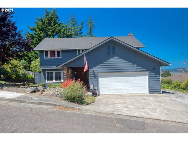 2210 14TH CT, North Bend, OR 97459