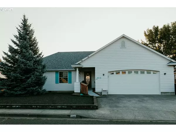 Sutherlin, OR 97479,203 NICHOLAS CT