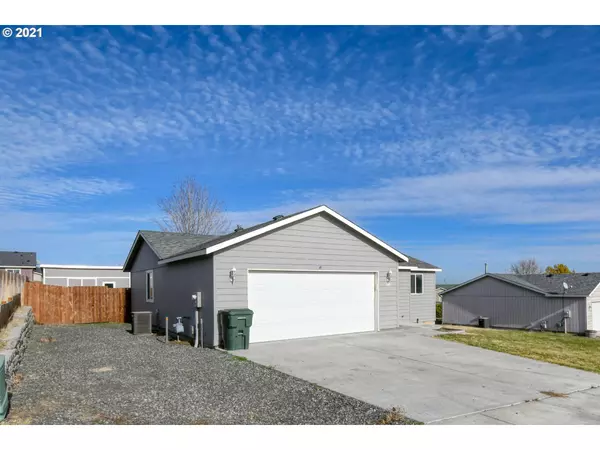 Stanfield, OR 97875,140 TAWNY CT