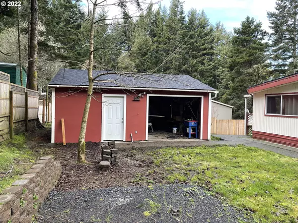 Port Orford, OR 97465,143 WOODGLEN ST