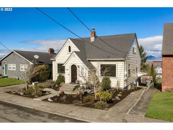 3326 Harrison AVE, Astoria, OR 97103