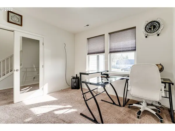 Springfield, OR 97478,4672 ROCKY RD