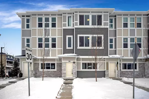 Chestermere, AB T1X 2S3,33 Merganser DR #104