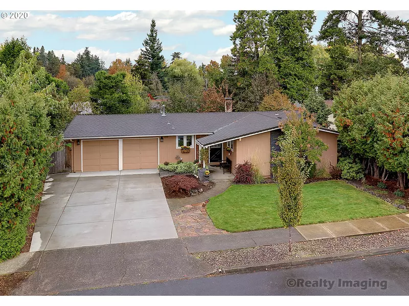 6775 SW Briarcliff CIR, Beaverton, OR 97008