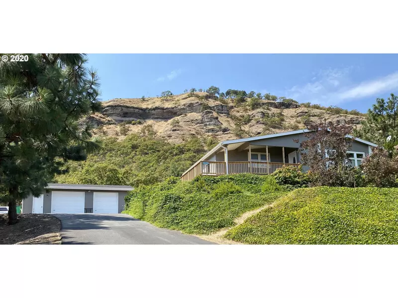 2402 W 16TH, The Dalles, OR 97058