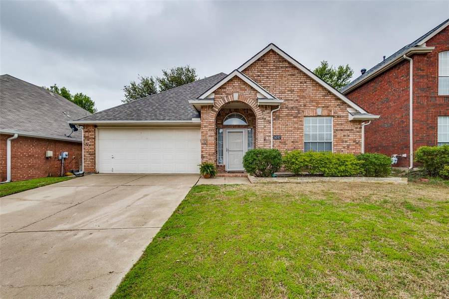 1037 Sweet Grass Trail, Flower Mound, TX 75028