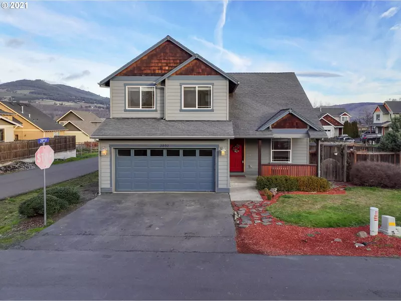 2892 SON-RISE LOOP, Hood River, OR 97031