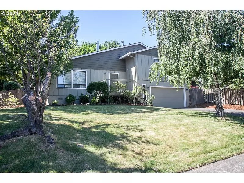 2811 PROSPECT, Hood River, OR 97031