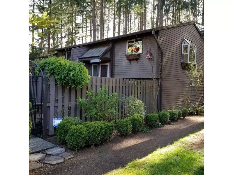 1200 NE TERRITORIAL RD #61, Canby, OR 97013