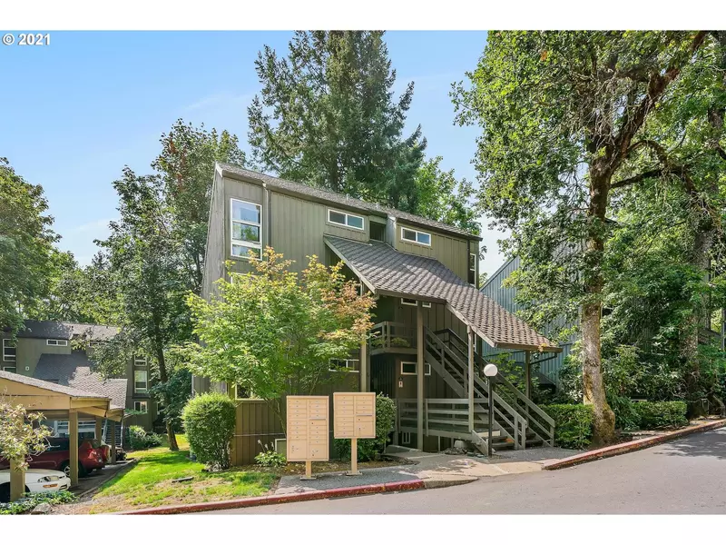 100 KERR PKWY #31, Lake Oswego, OR 97035