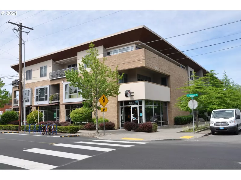 3525 NE 50TH AVE #211, Portland, OR 97213