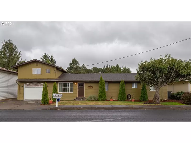 4730 OLYMPIA WAY, Longview, WA 98632