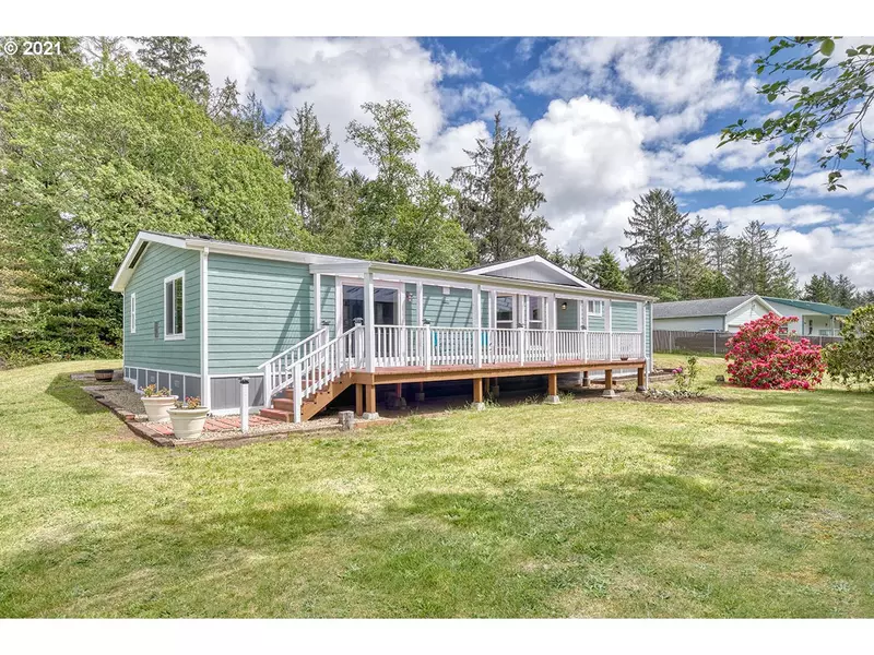 24024 V PL, Ocean Park, WA 98640