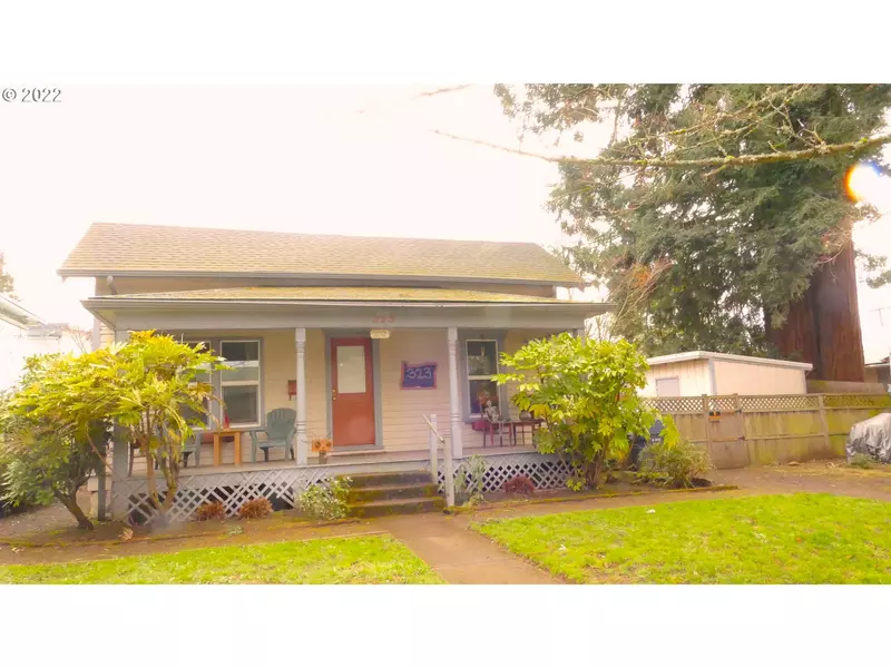 323 D ST, Springfield, OR 97477