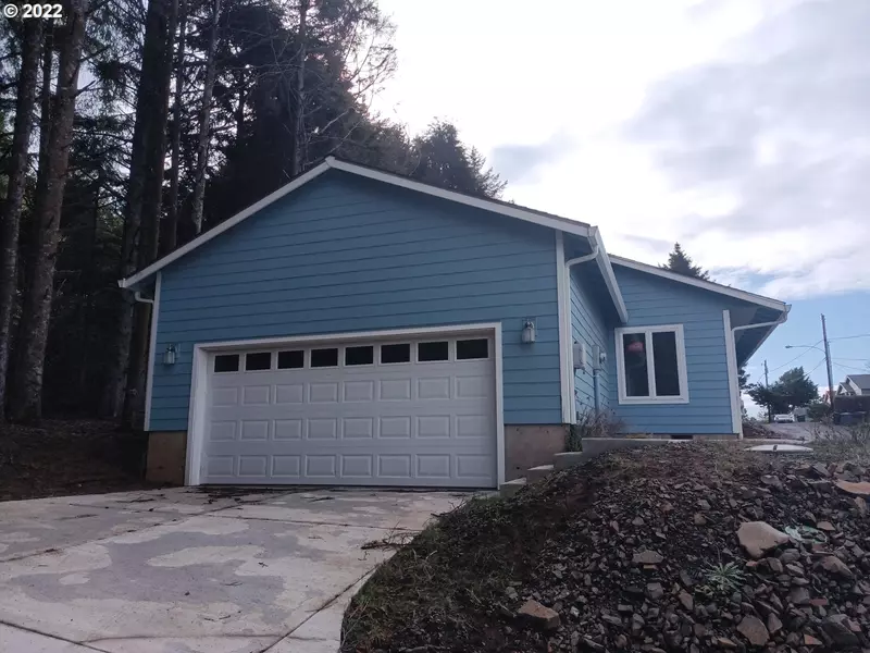 622 SE KEEL AVE, Lincoln City, OR 97367