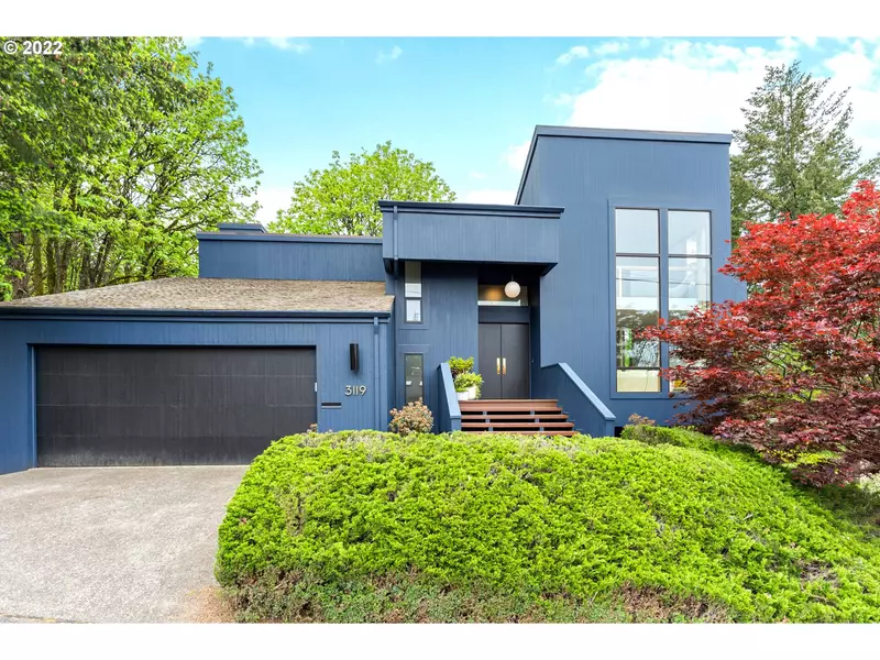 3119 SW GALE AVE, Portland, OR 97239