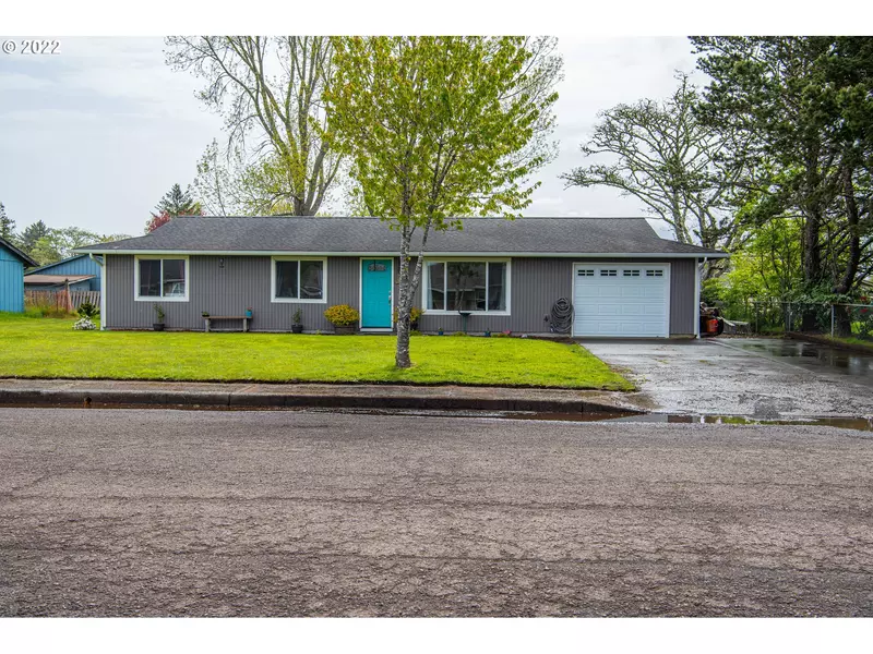 38 NW Cedar AVE, Warrenton, OR 97146