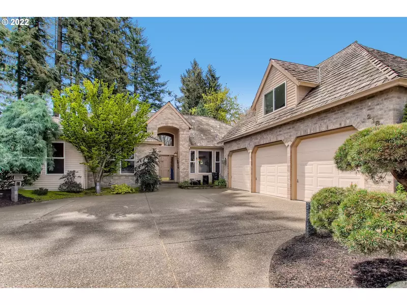 21810 SW FULLER DR, Tualatin, OR 97062