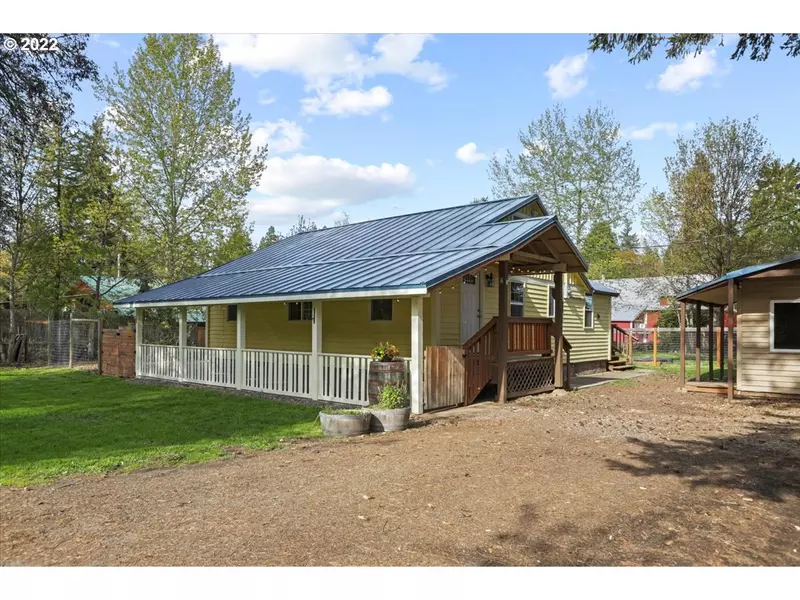 4 JENNINGS RD, Trout Lake, WA 98650