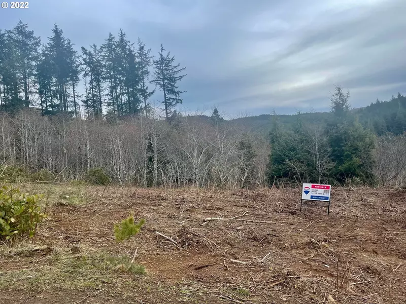 NE Spring #Lot17, Depoe Bay, OR 97341