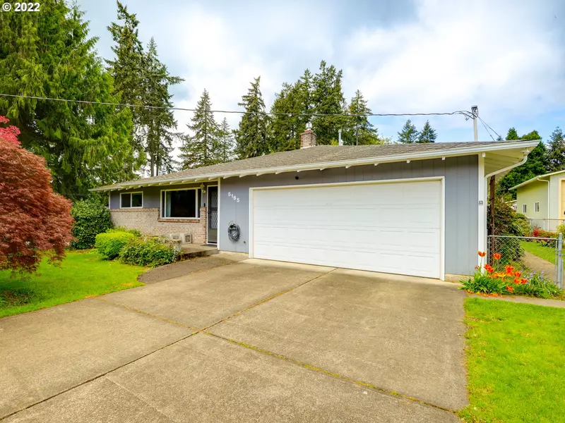 5165 SE RINEARSON RD, Milwaukie, OR 97267