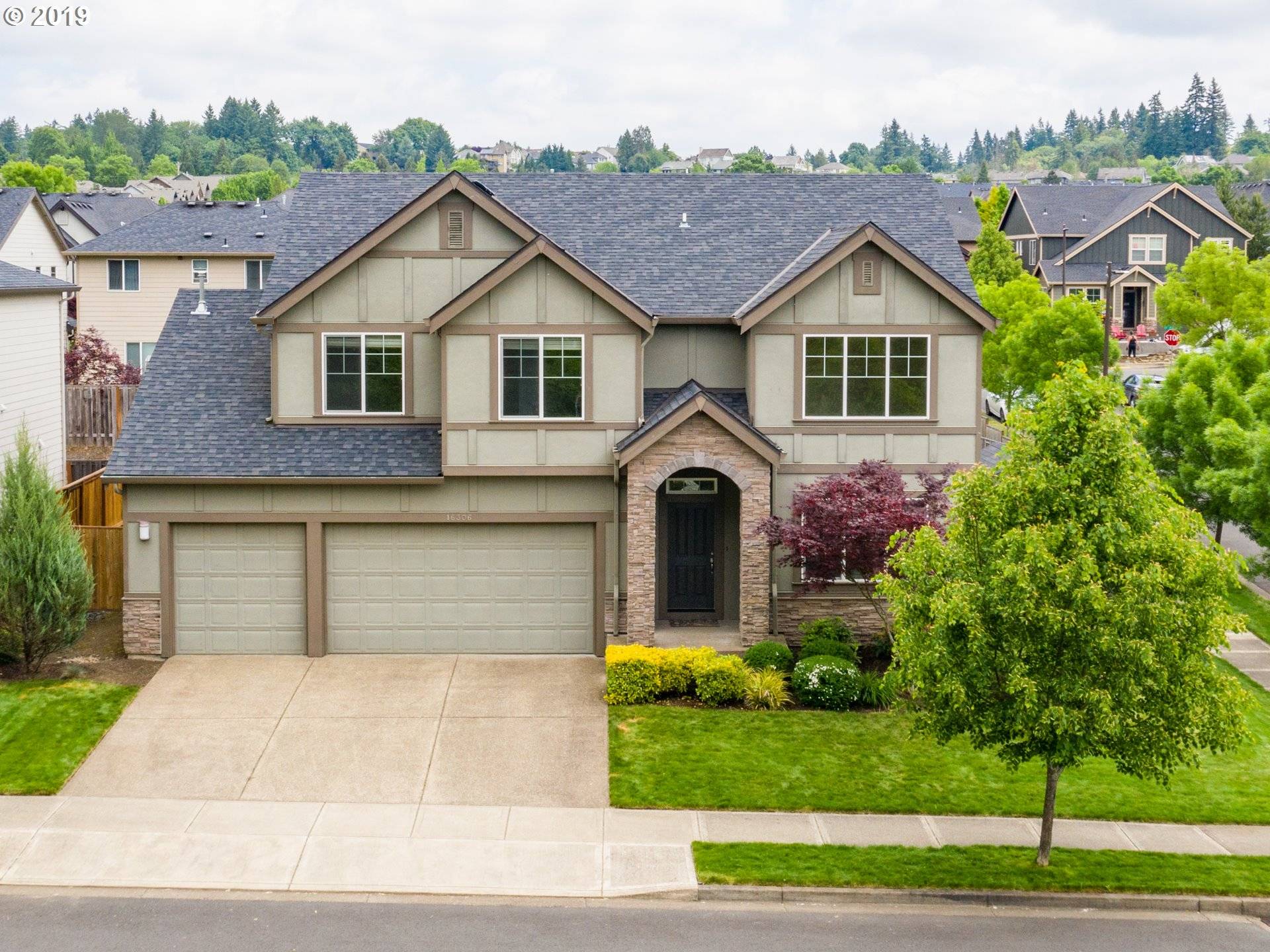 16306 SE WINDSWEPT WATERS DR, Happy Valley, OR 97089