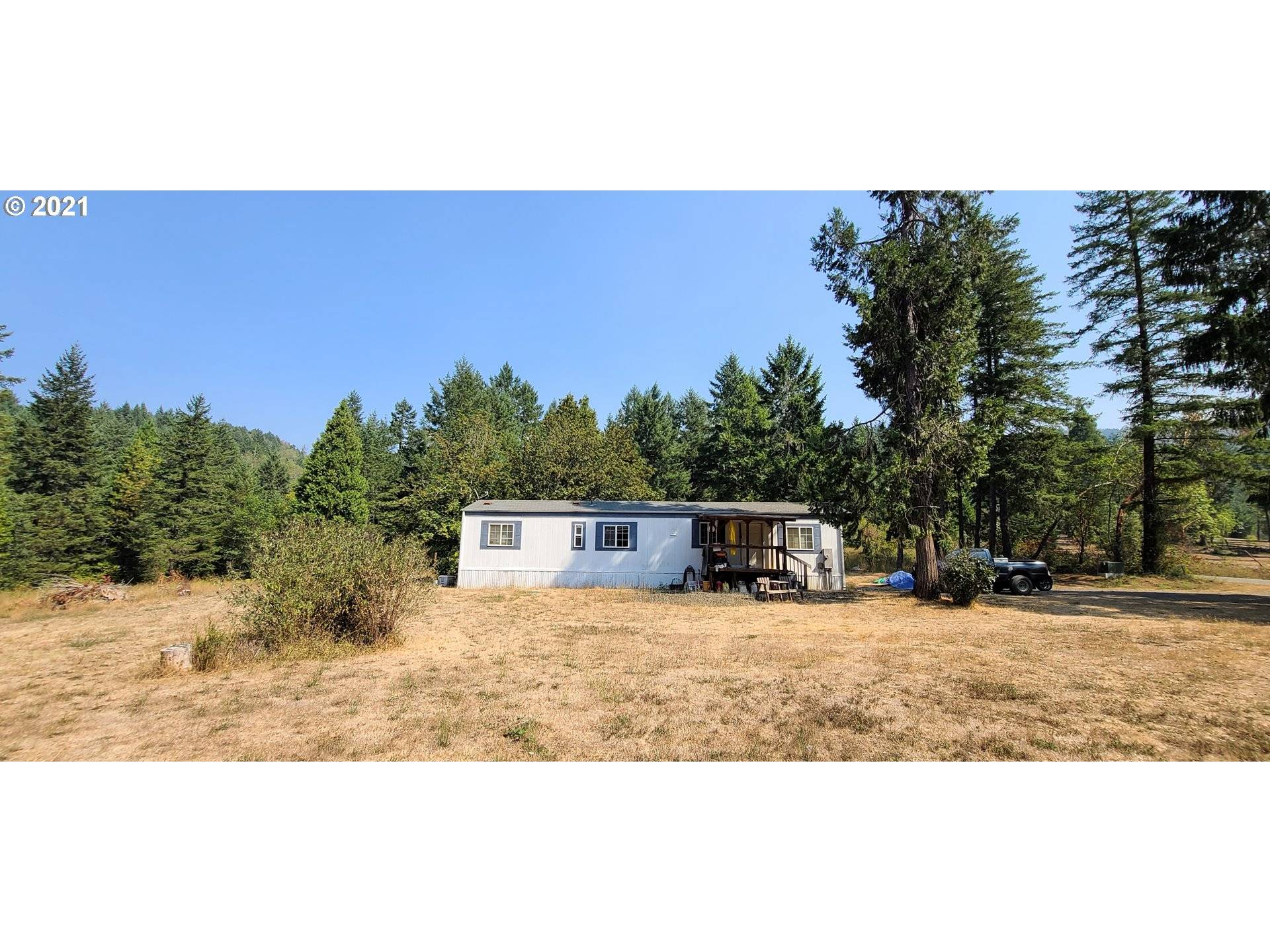 530 BUSHNELL DR, Winston, OR 97496