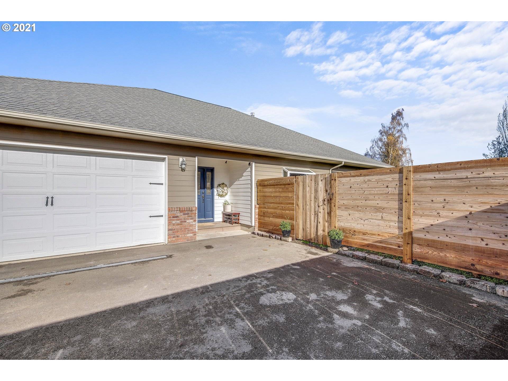 Amity, OR 97101,296 ROSEDELL ST