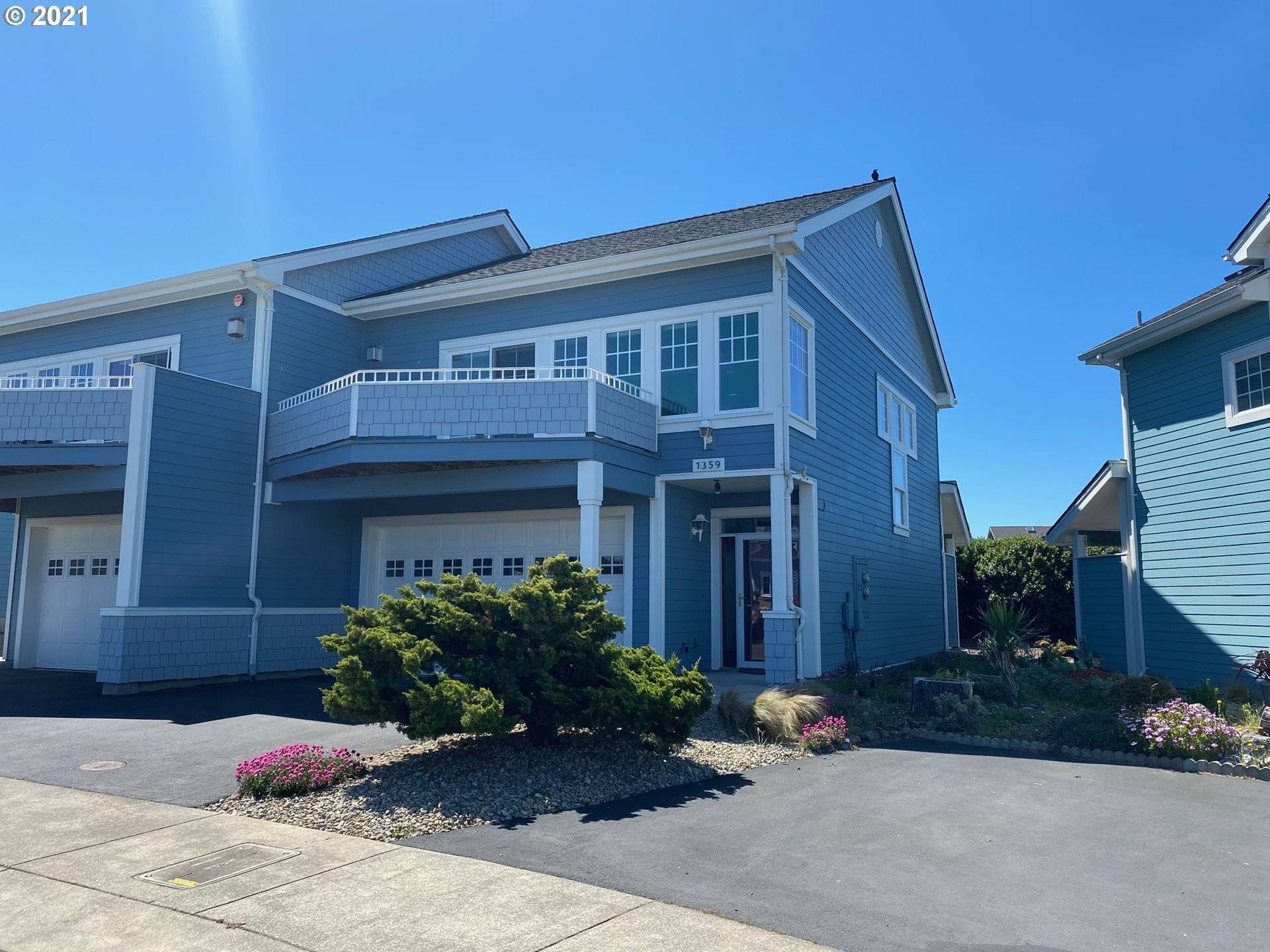 1359 VILLAGE LOOP, Bandon, OR 97411