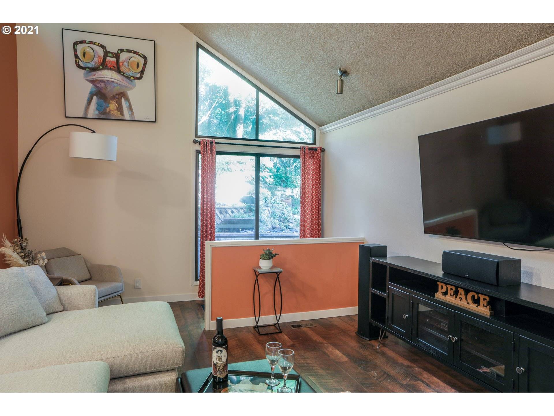 Portland, OR 97239,702 SW CHELTENHAM ST