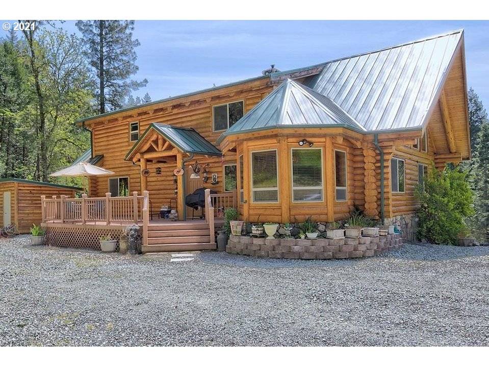303 MOBLEY DR, Azalea, OR 97410