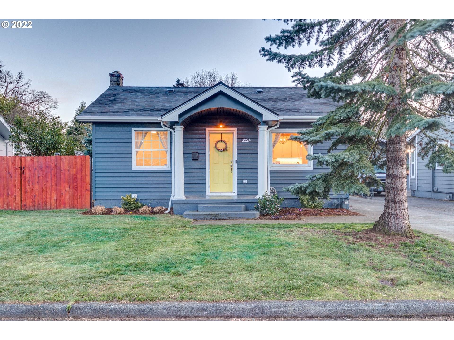 8324 SE LAFAYETTE ST, Portland, OR 97266
