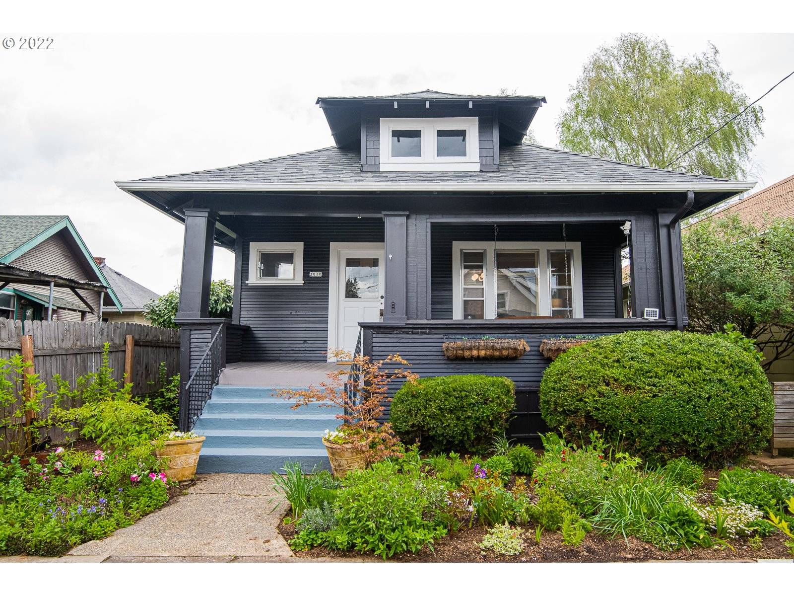 Portland, OR 97214,3919 SE Grant CT