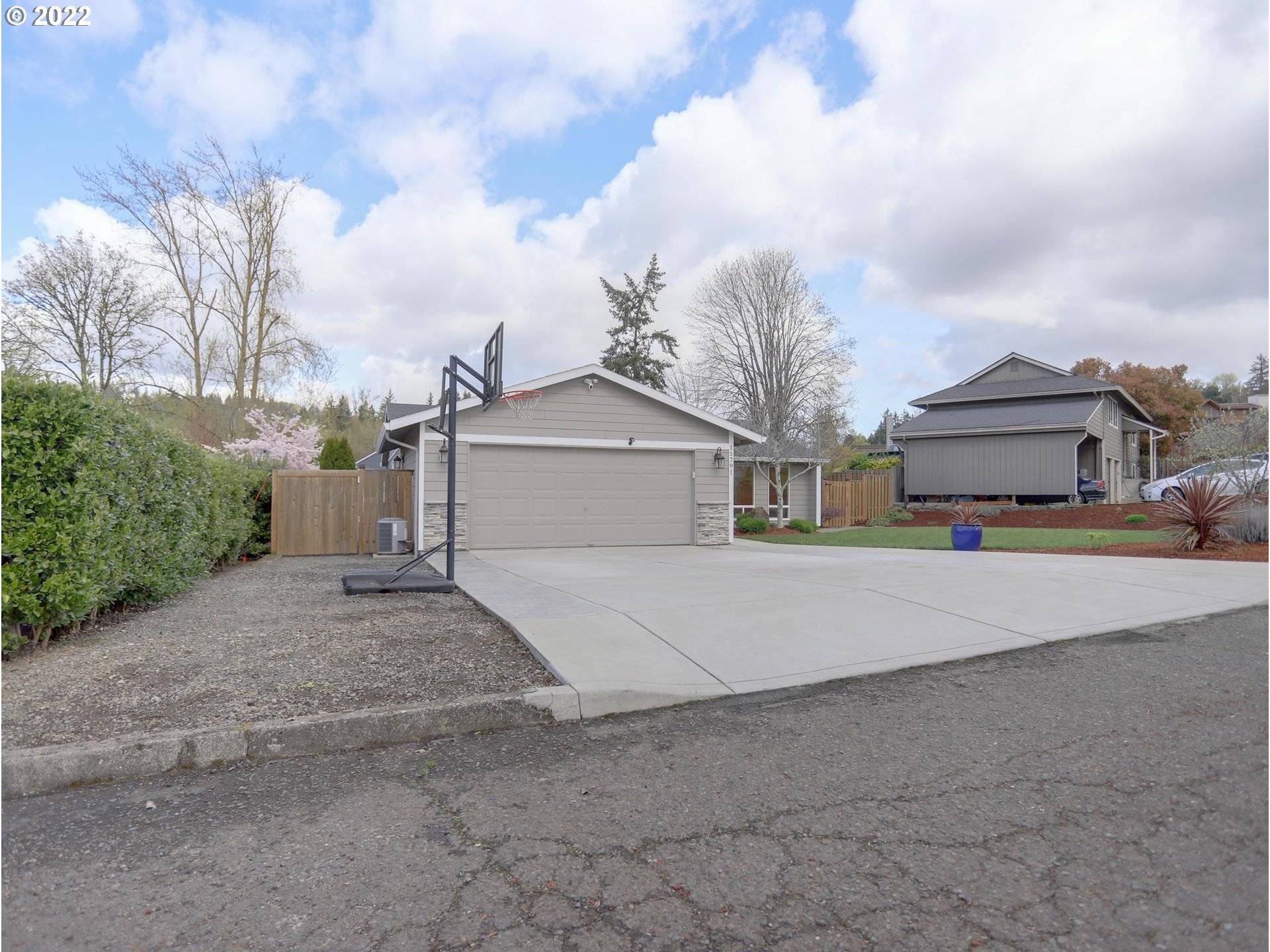 Clackamas, OR 97015,11791 SE 118TH DR